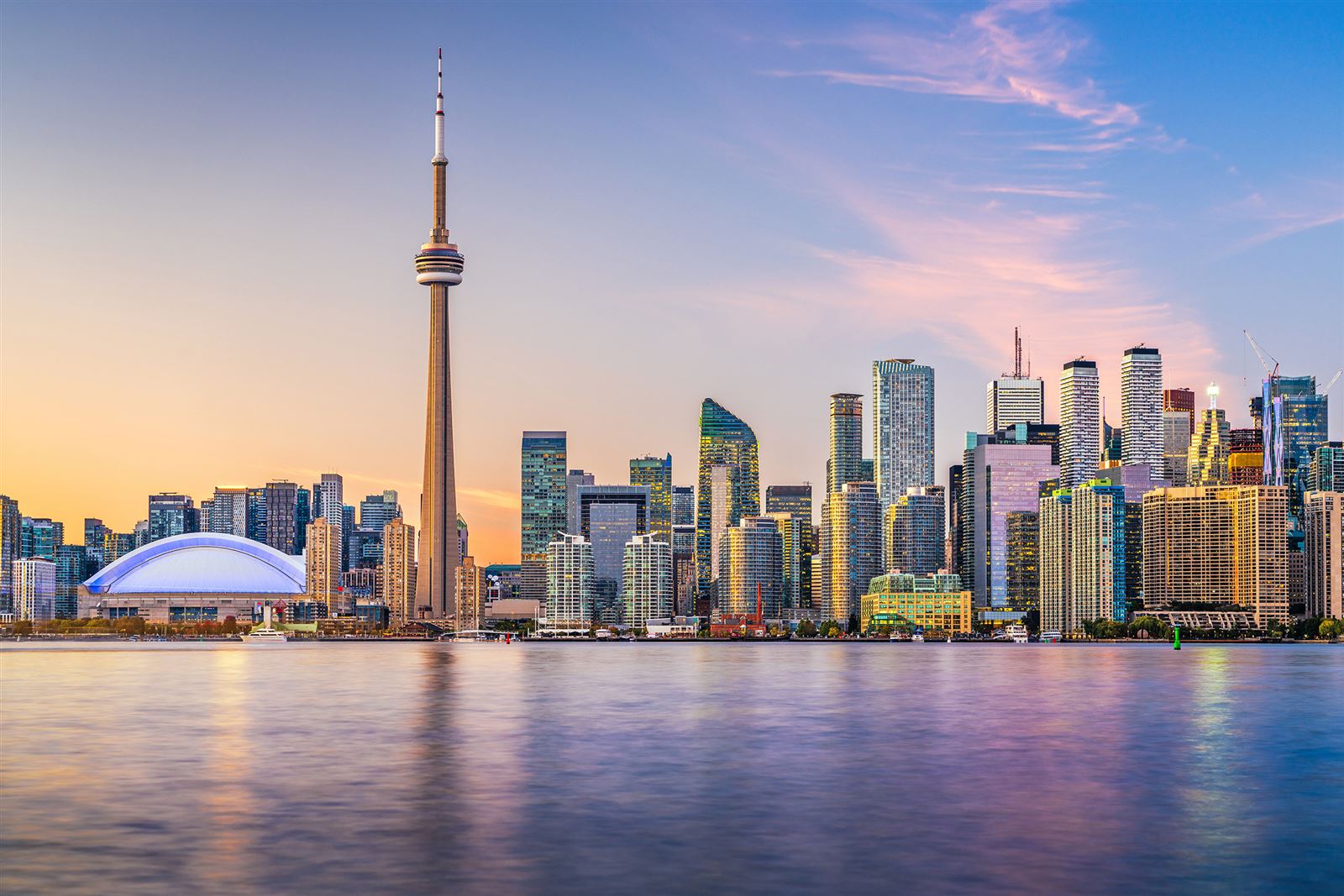 A city skyline representing local search markets